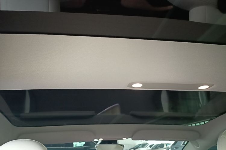 Tesla Model 3 2021 #18 Tesla Model 3 2021 car image #18