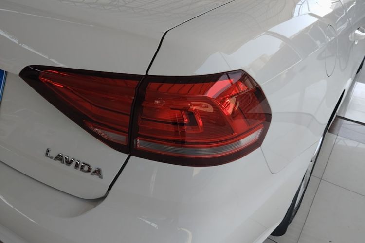 Volkswagen Lavida 2020 #8 Volkswagen Lavida 2020 car image #8