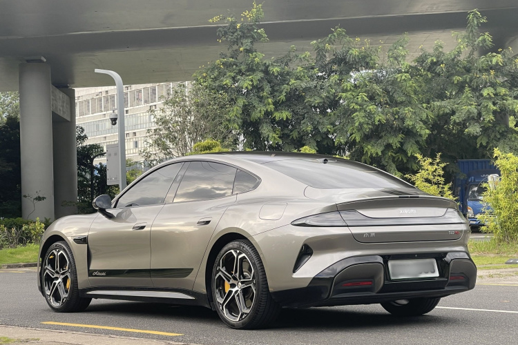 MI SU7 2025 car image #3