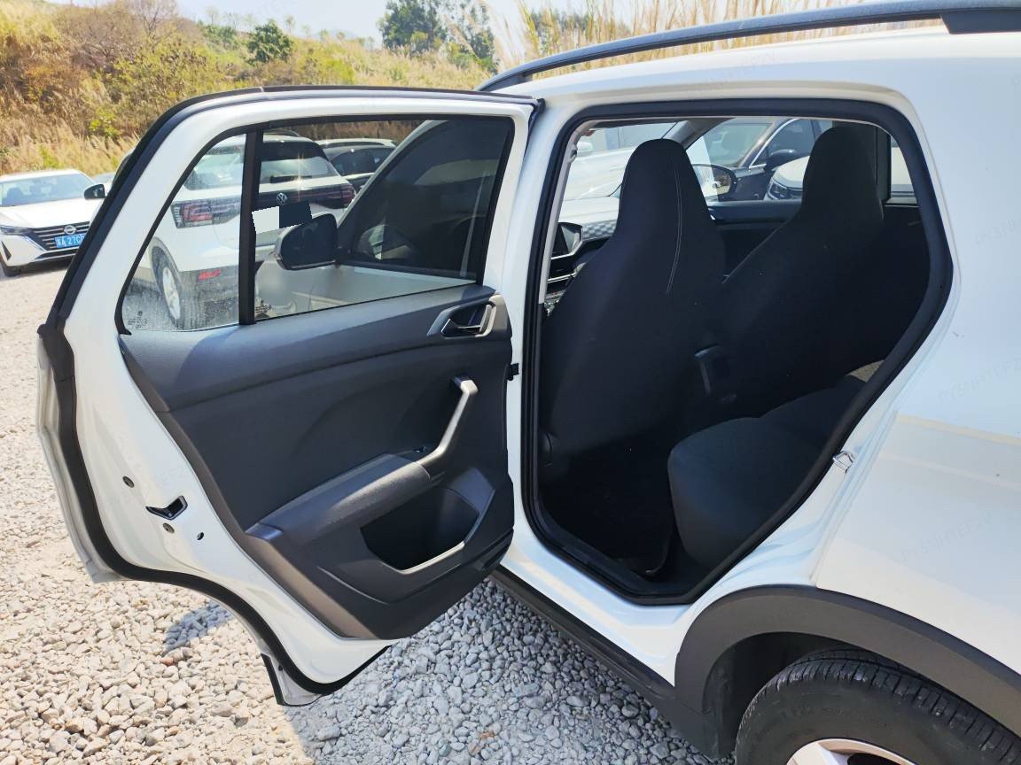 Volkswagen T-Cross 2025 car image #7