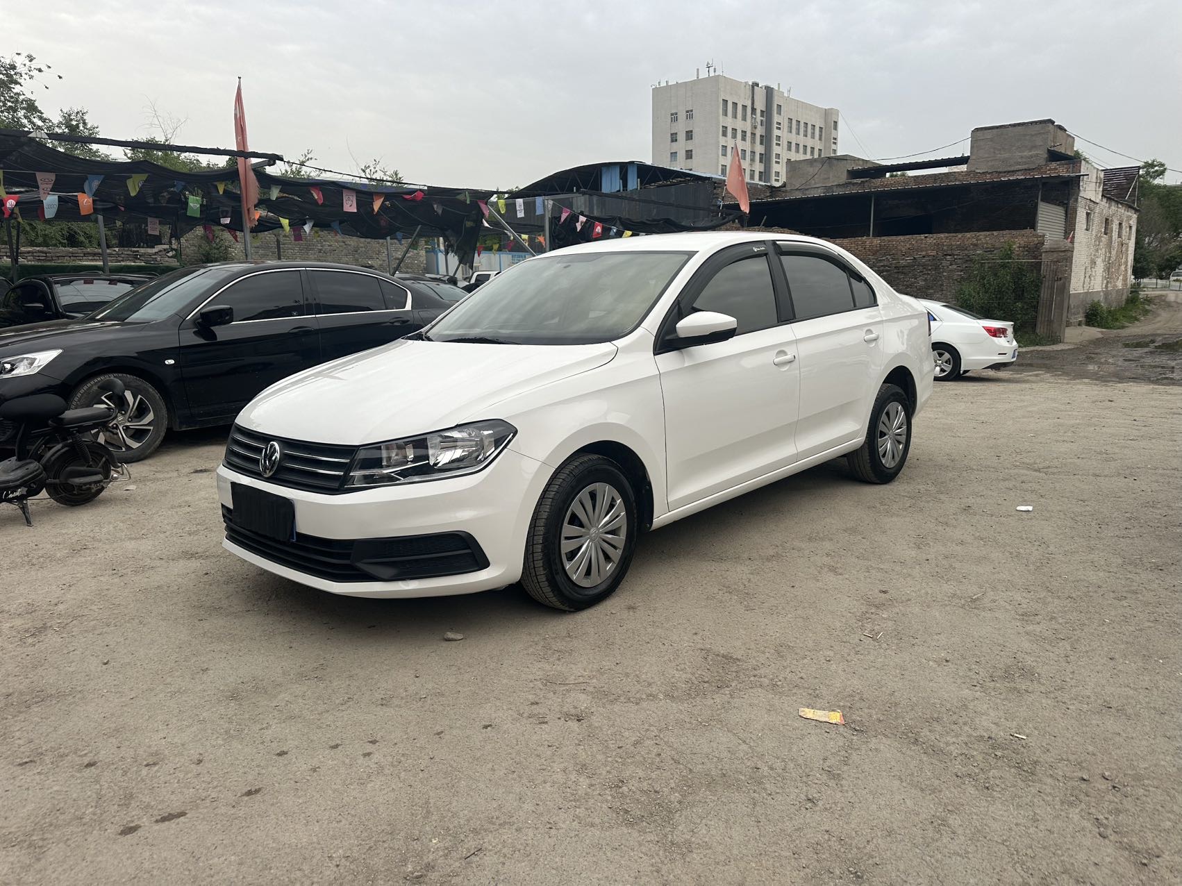 Volkswagen Santana 2022 car image 