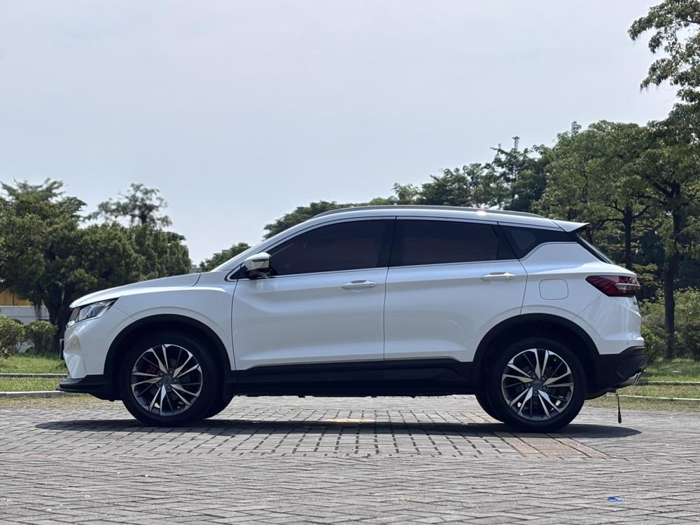 GEELY Coolray 2019 car image #4