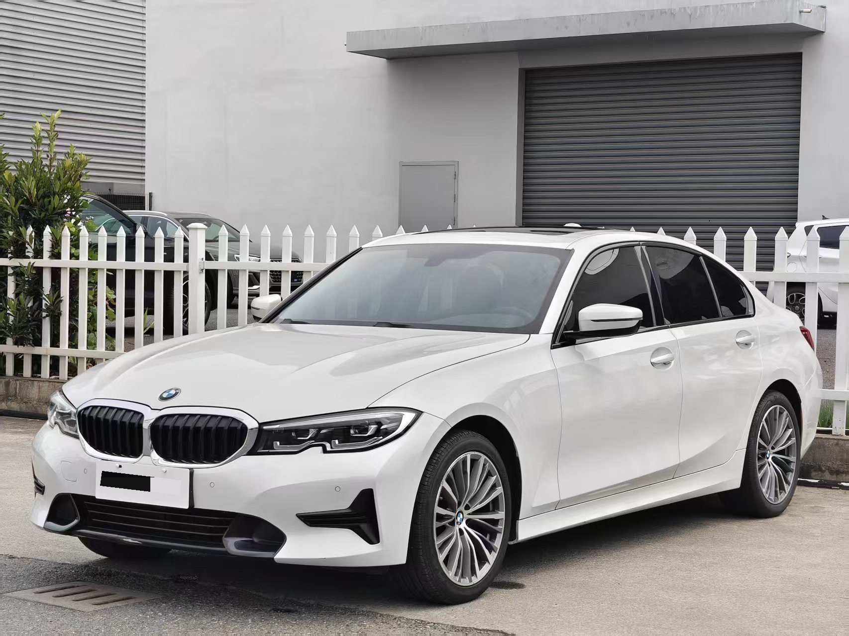 BMW 3 Series 2022 car image 