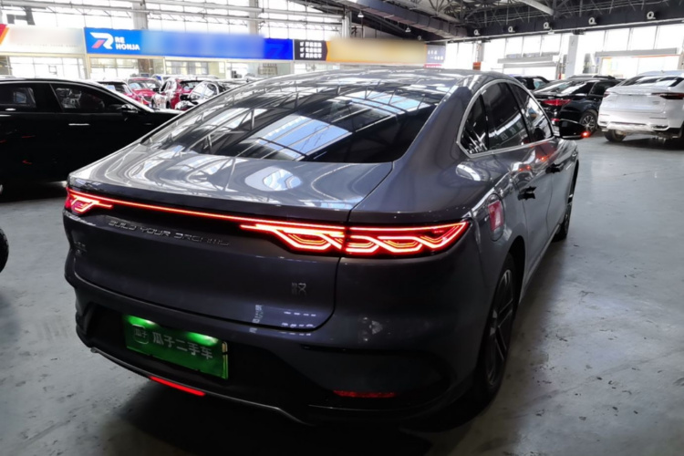 BYD Han 2023 car image #7