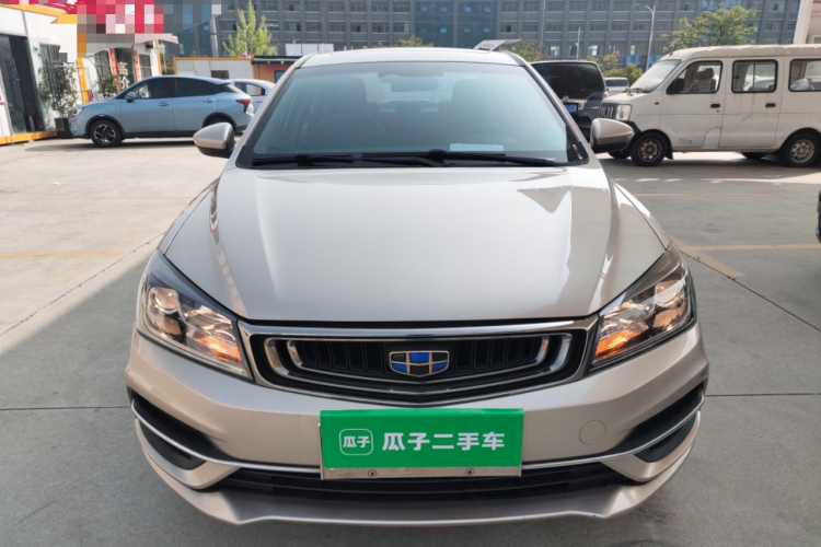 GEELY Emgrand 2018 car image #3