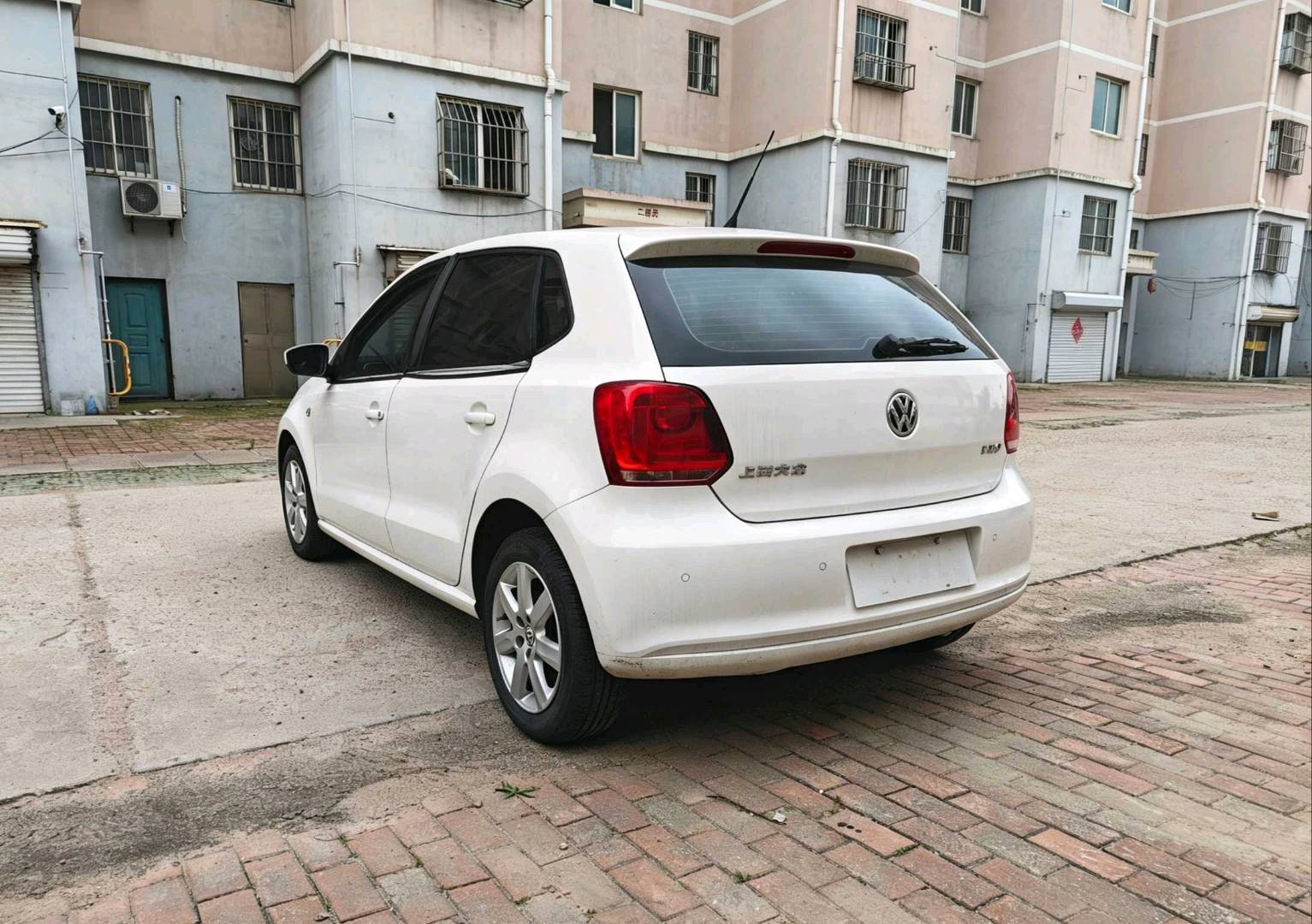 Volkswagen Polo 2013 #10 Volkswagen Polo 2013 car image #10