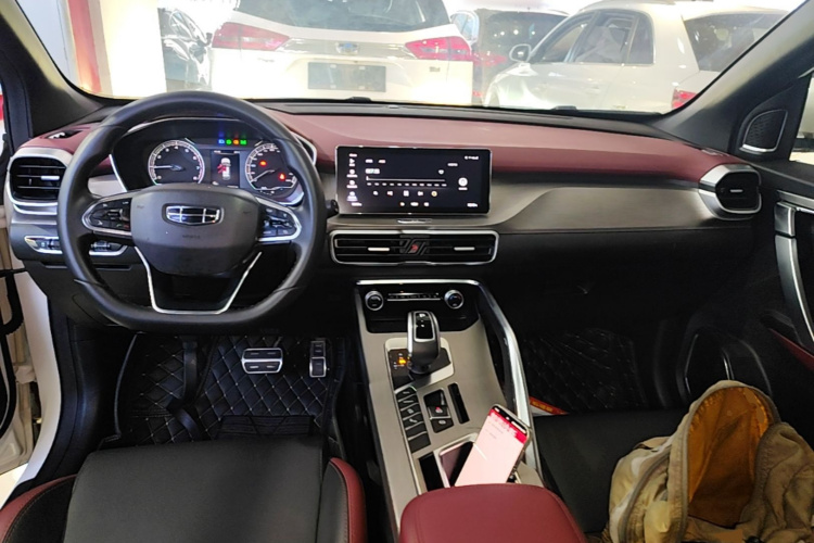 GEELY Coolray 2020 car image #9