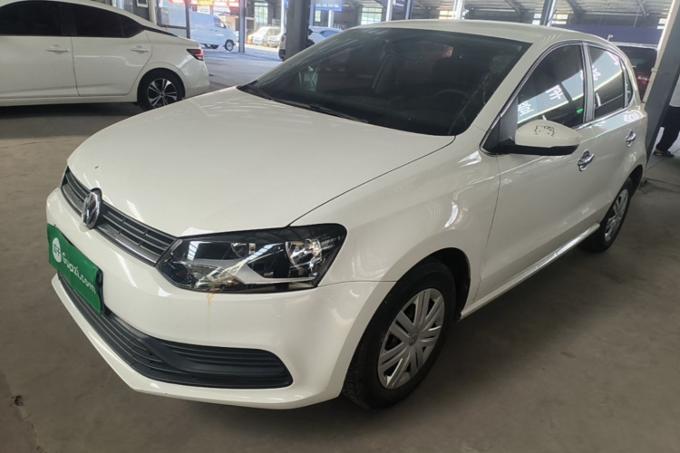 Volkswagen Polo 2018 car image #2