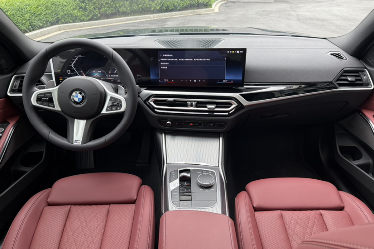 BMW 3 Series 2024 #28 BMW 3 Series 2024 car image #28