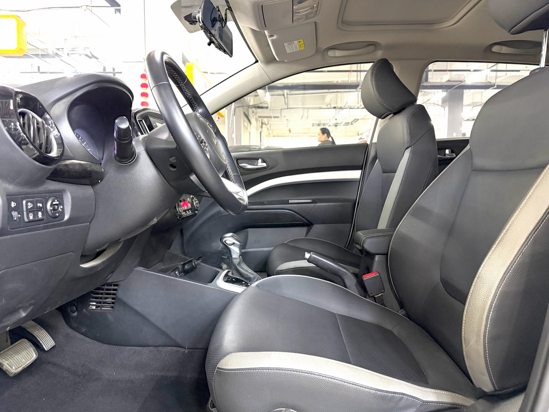 Kia KX1 2022 car image #8