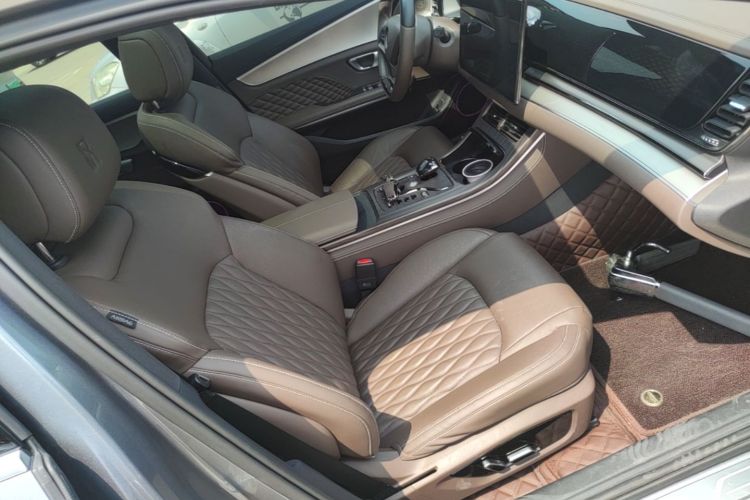 BYD Han 2023 car image #24