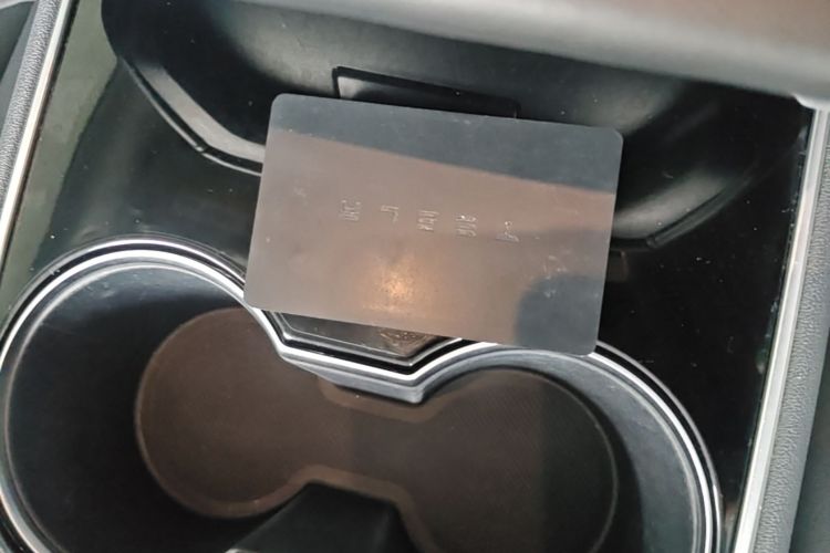 Tesla Model 3 2020 #15 Tesla Model 3 2020 car image #15