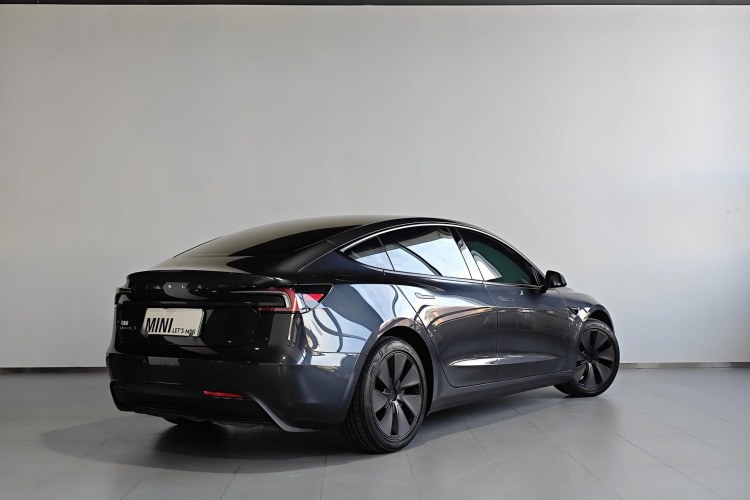 Tesla Model 3 2025 #6 Tesla Model 3 2025 car image #6