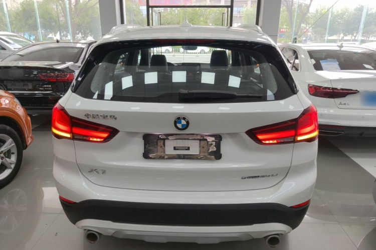 BMW X1 2021 #6 BMW X1 2021 car image #6