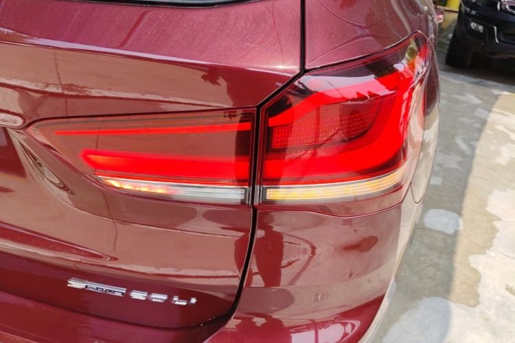 BMW X1 2020 car image #3