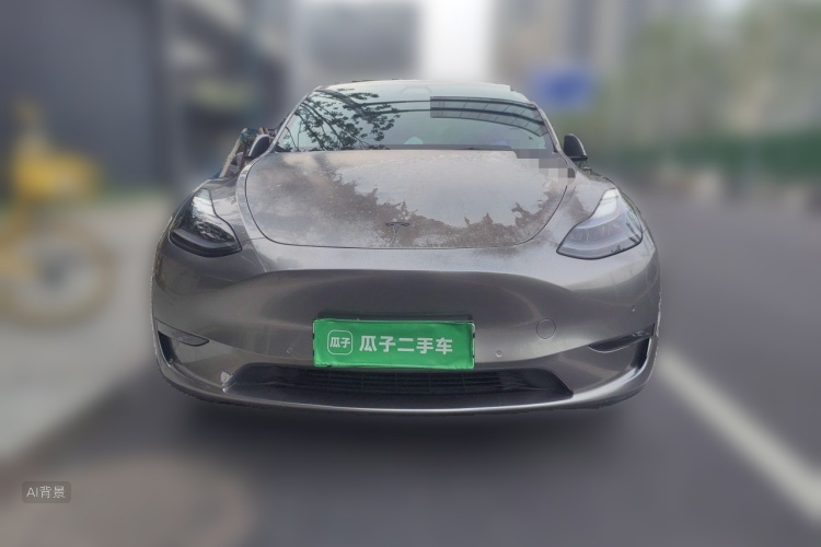 Tesla Model Y 2023 car image #3