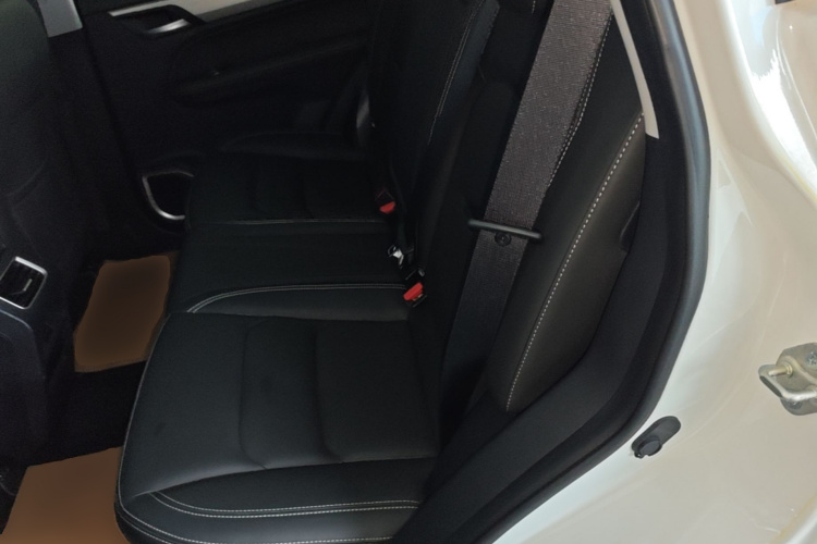 GEELY Vision X6 2020 car image #17