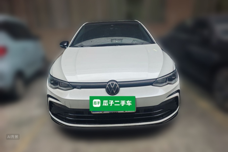 Volkswagen Golf 2022 car image #3