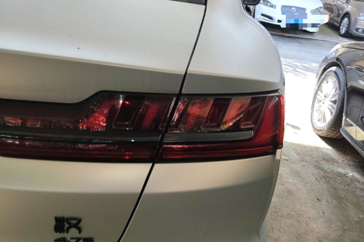 BYD Han 2021 #8 BYD Han 2021 صورة سيارة #8