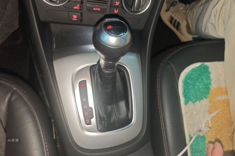 Audi Q3 2017 #16 Audi Q3 2017 car image #16