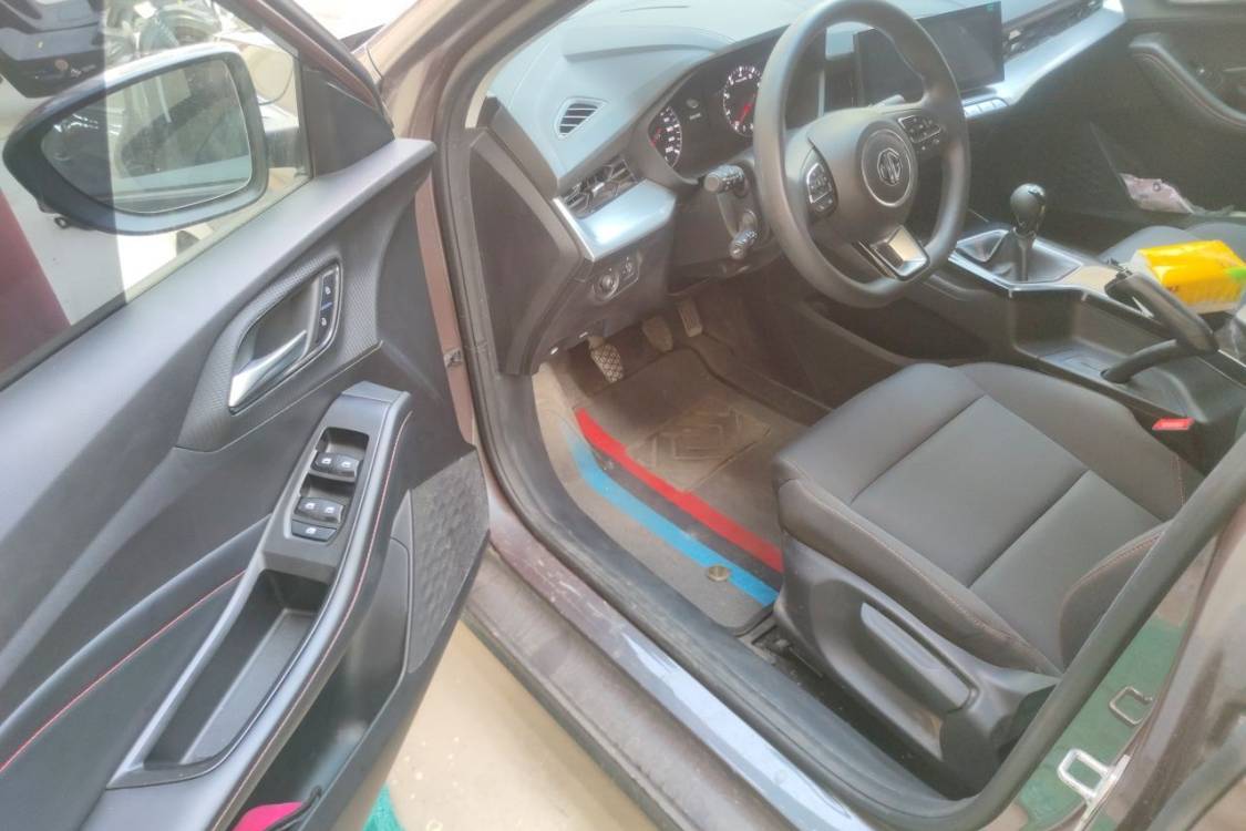 MG 5 2025 #23 MG 5 2025 imagen de coche #23