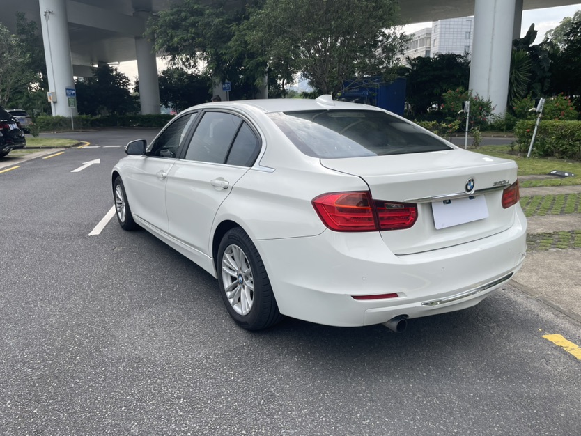 BMW 3 Series 2013 car image #9