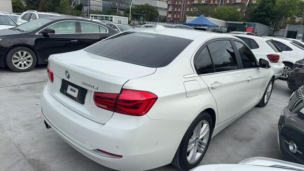 BMW 3 Series 2017 car image #4