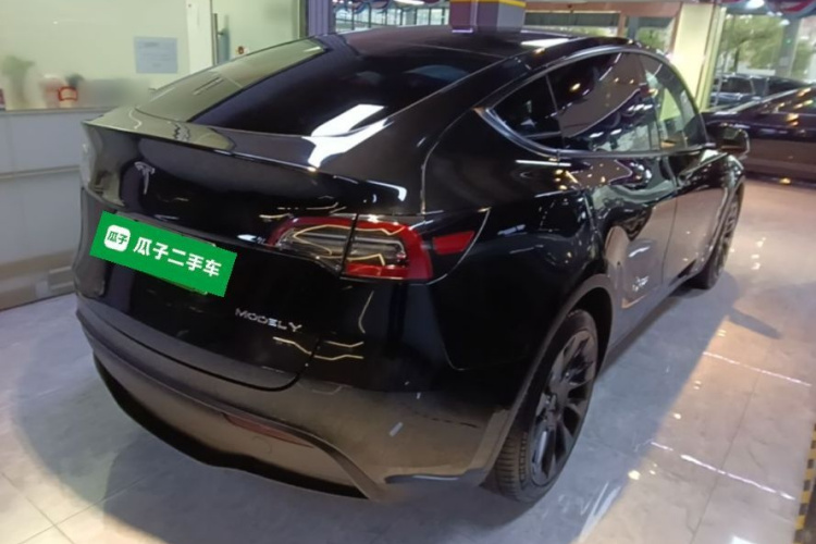 Tesla Model Y 2021 #7 Tesla Model Y 2021 car image #7