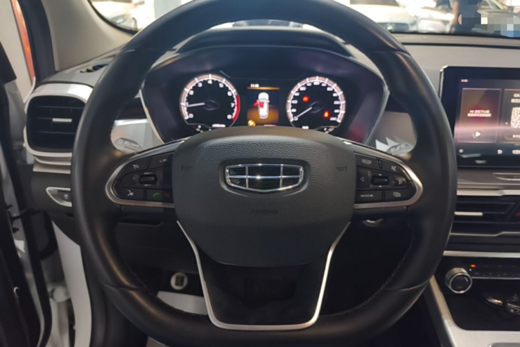 GEELY Coolray 2021 car image #15