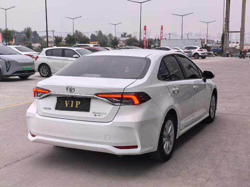 Toyota Corolla 2025 car image #9