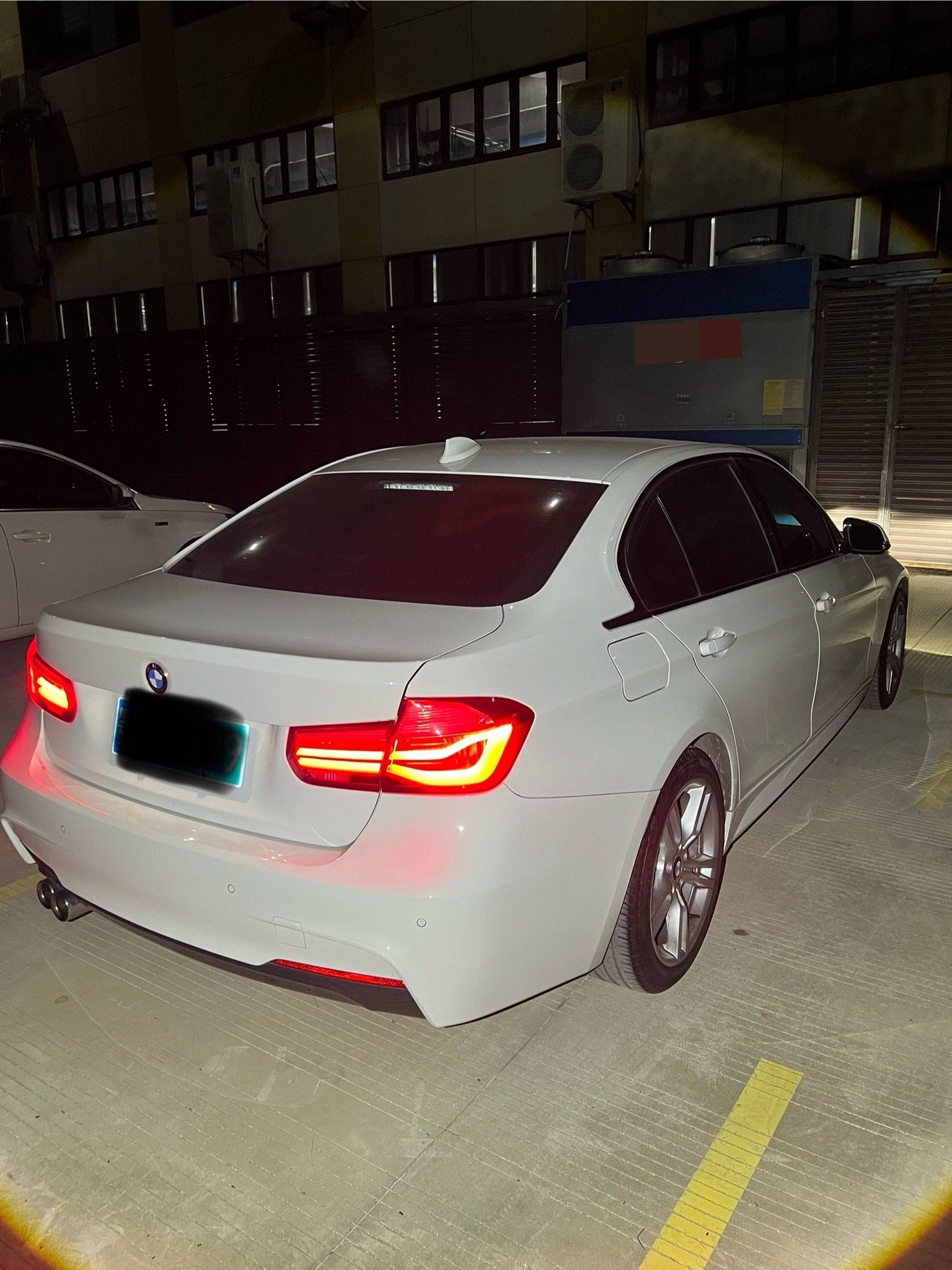 BMW 3 Series 2019 #3 BMW 3 Series 2019 صورة سيارة #3
