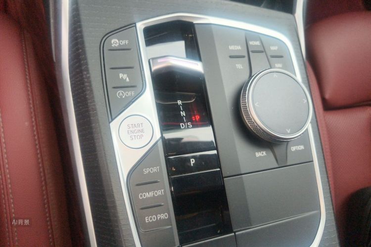 BMW 3 Series 2025 car image #16