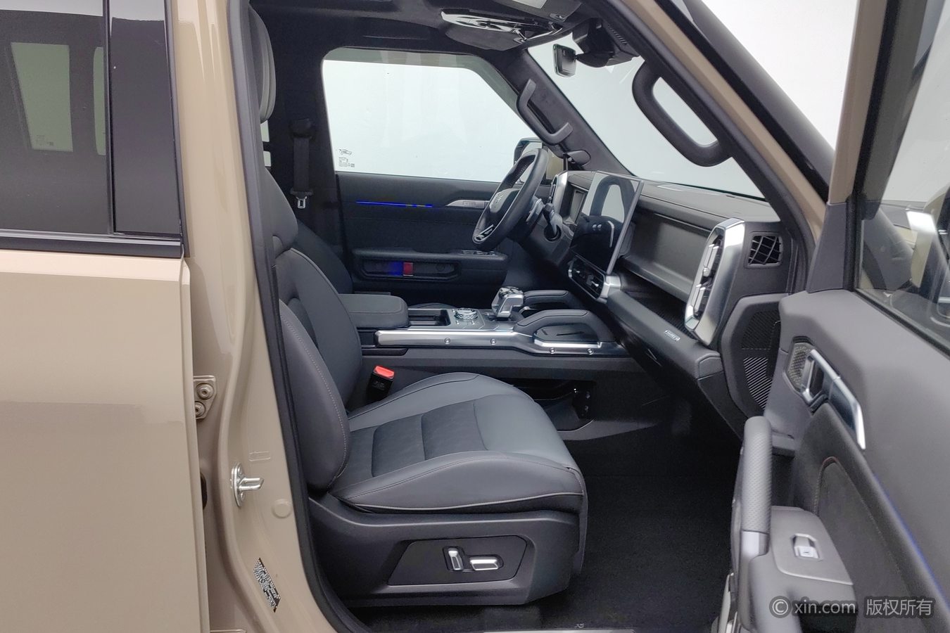 Jetour Traveller 2024 car image #24