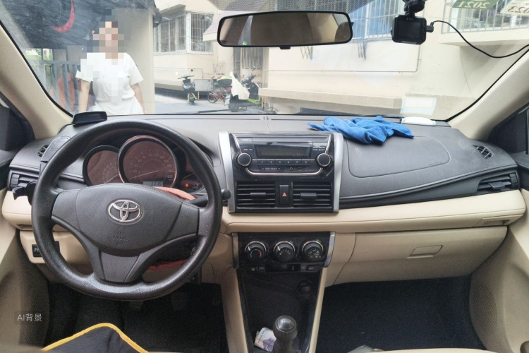 Toyota Vios 2015 car image #11