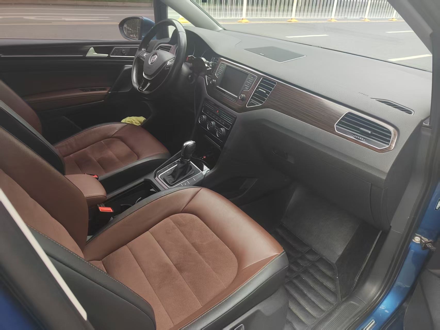 Volkswagen Golf Sportsvan 2016 #7 Volkswagen Golf Sportsvan 2016 car image #7
