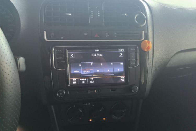 Volkswagen Polo 2018 #17 Volkswagen Polo 2018 car image #17