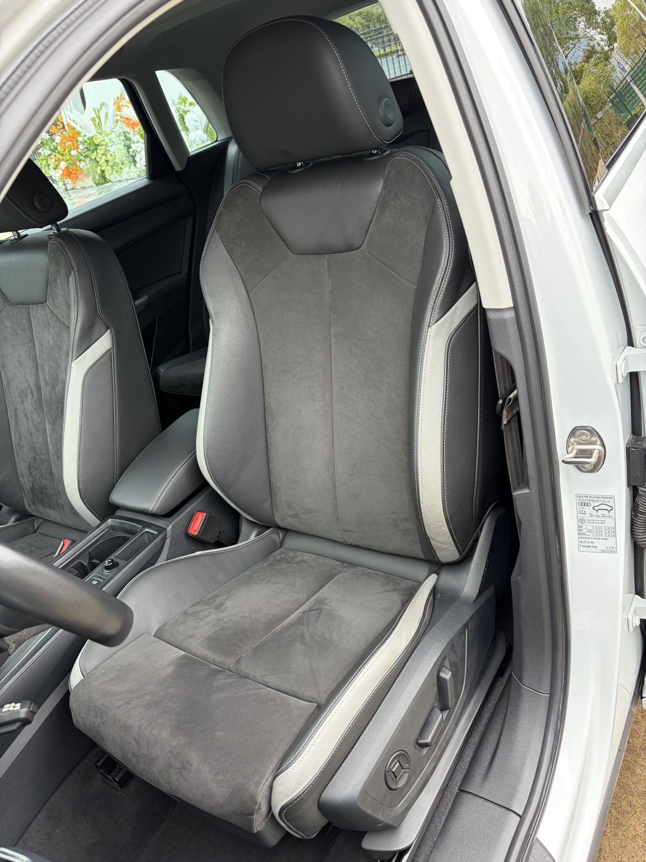 Audi Q3 2020 immagine di auto #5