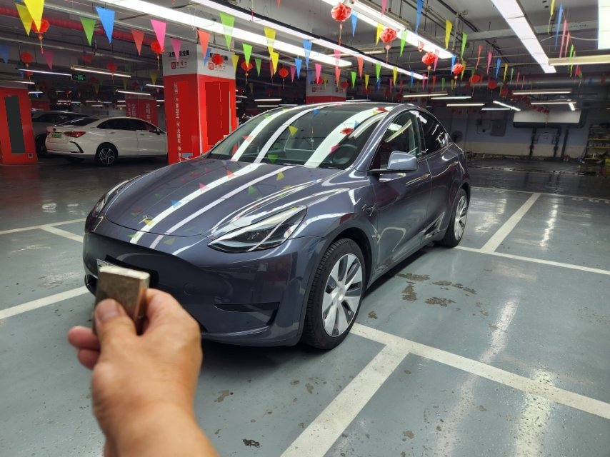 Tesla Model Y 2022 Tesla Model Y 2022 car image
