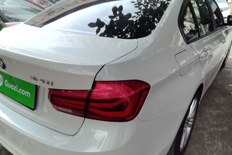 BMW 3 Series 2015 car image #3