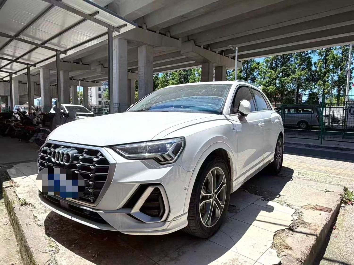 Audi Q3 2023 Audi Q3 2023 car image
