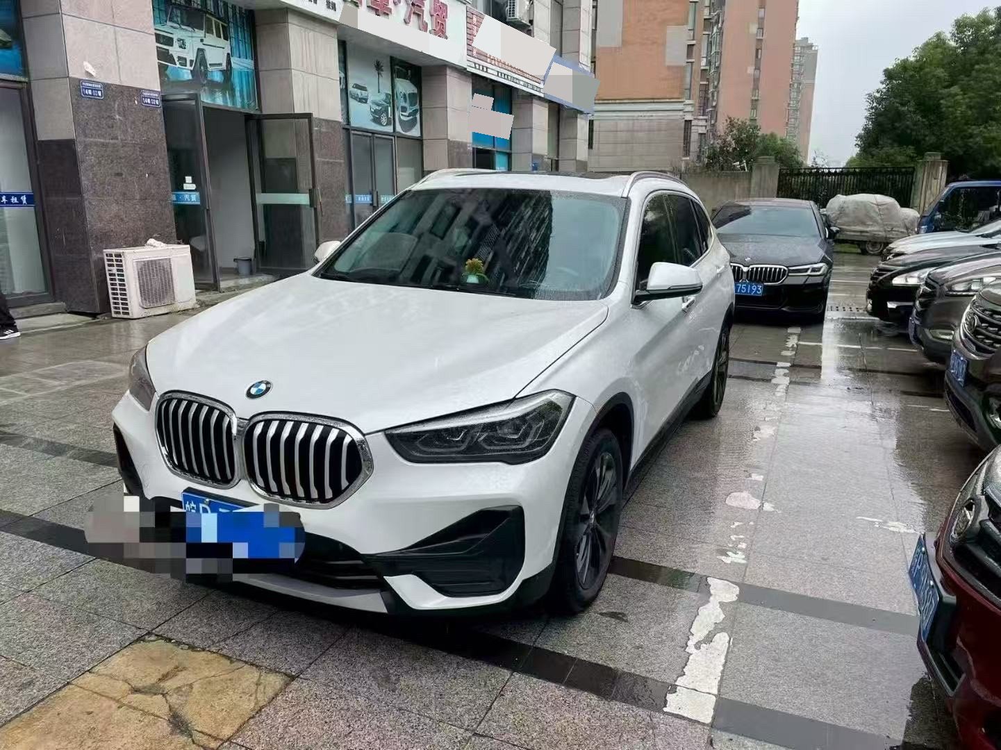 BMW X1 2020 car image 