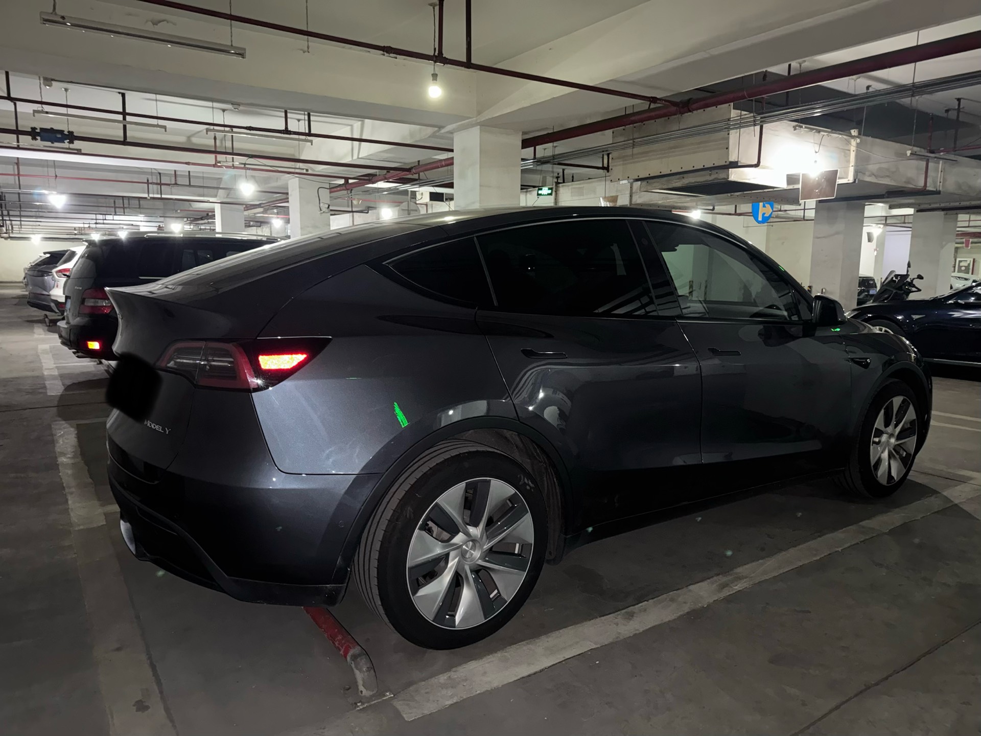 Tesla Model Y 2021 #6 Tesla Model Y 2021 صورة سيارة #6