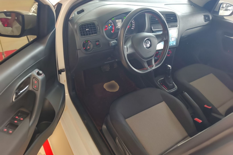 Volkswagen Polo 2018 #16 Volkswagen Polo 2018 car image #16