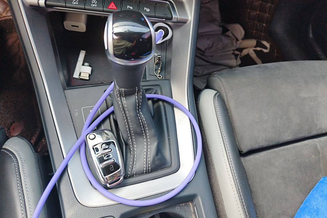 Audi Q3 2021 car image #29