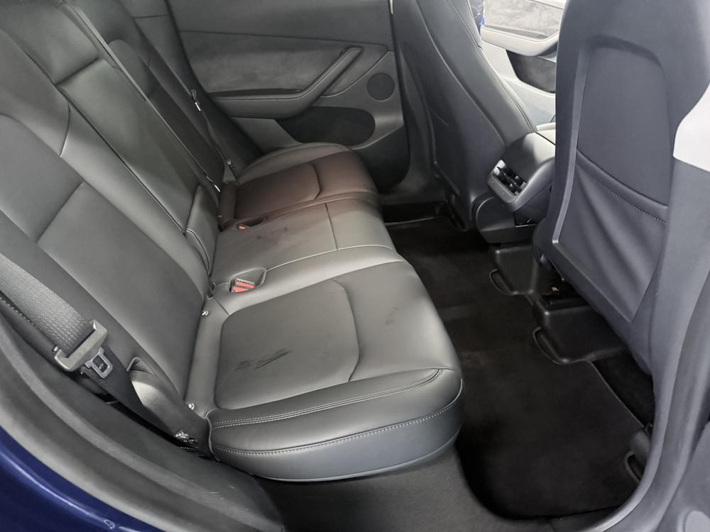 Tesla Model Y 2022 #15 Tesla Model Y 2022 car image #15