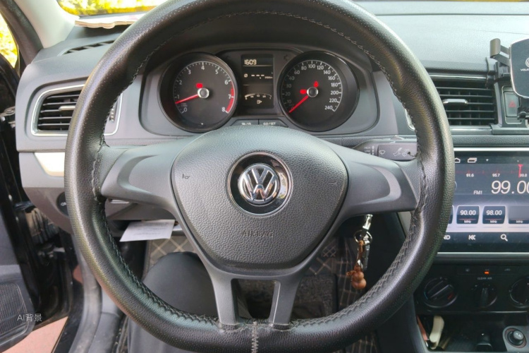 Volkswagen Lavida 2018 car image #12