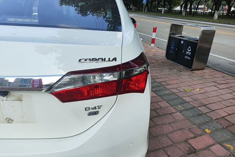 Toyota Corolla 2018 изображение автомобиля #8