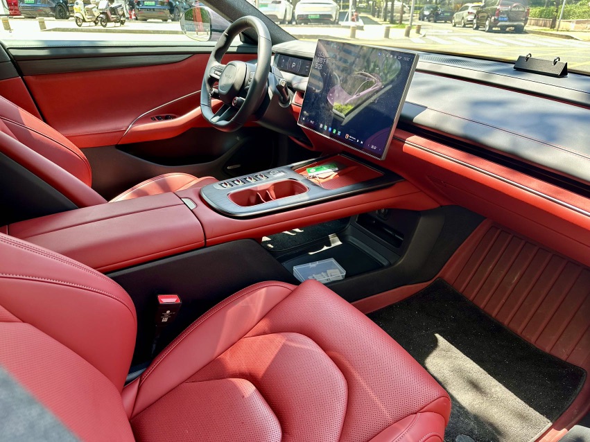 MI SU7 2025 car image #5