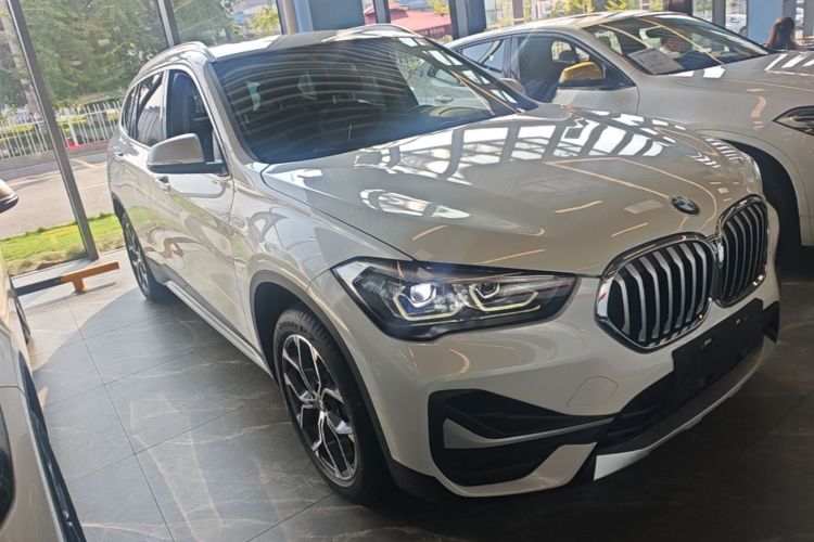 BMW X1 2022 صورة سيارة #4