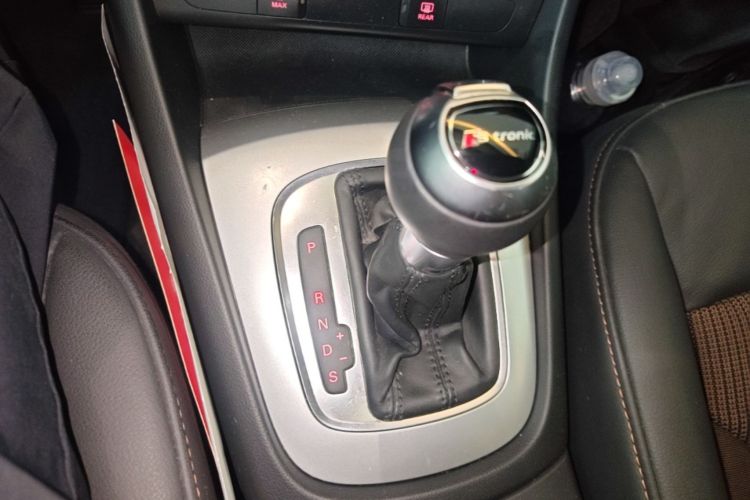 Audi Q3 2017 #14 Audi Q3 2017 car image #14